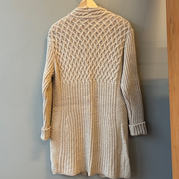 Inis Crafts Tan 100% Merino Wool Cable Knit Cardigan, Medium - Picture 6 of 7